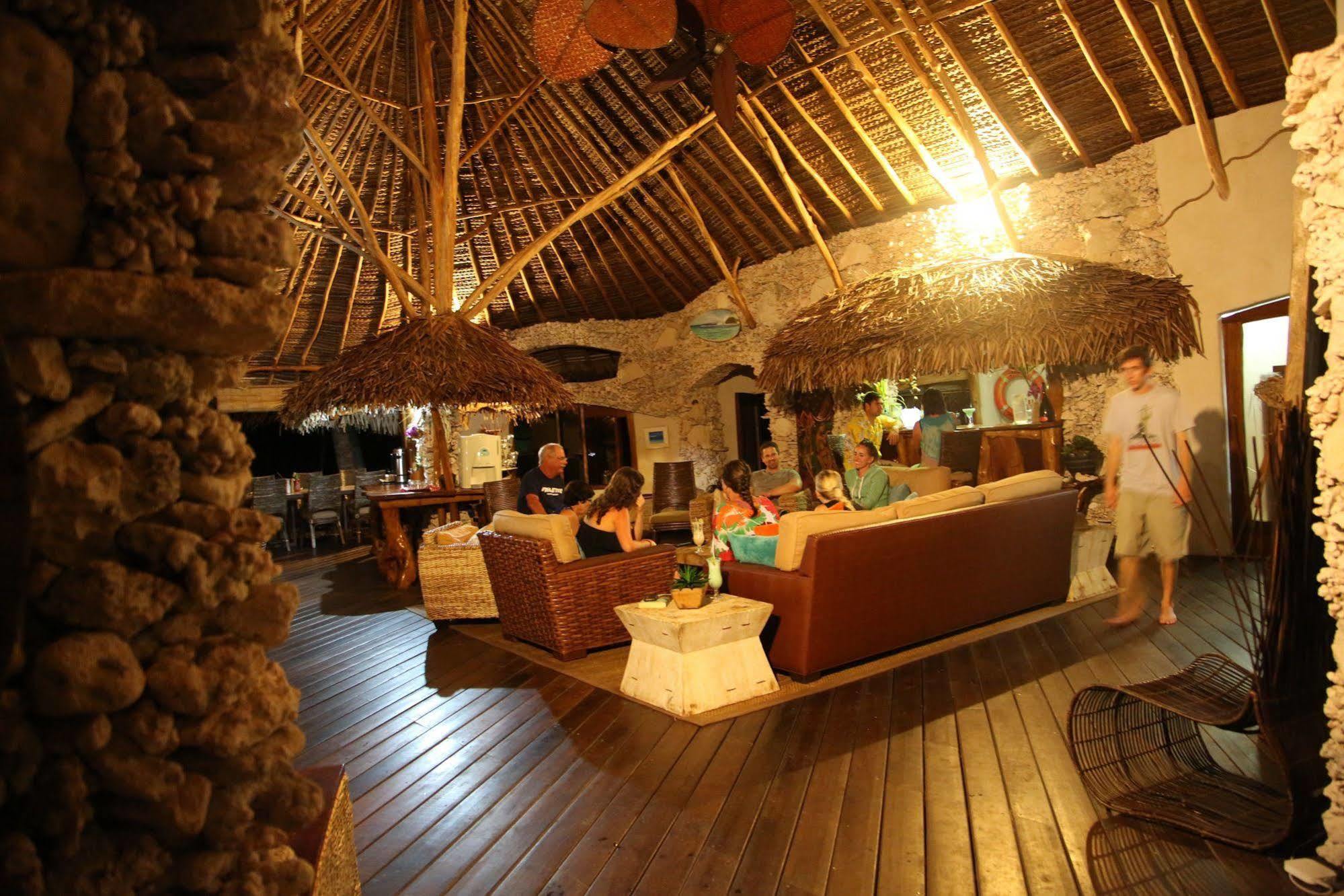 Ninamu Resort Tikehau Exterior photo
